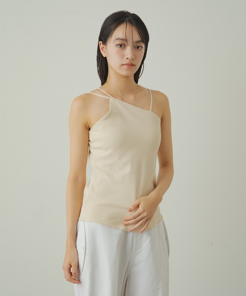 earthy（アーシー）の「earthy_ワンショル3ストラップキャミソール（キャミソール・レディース・オフホワイト/ホワイト/ブラック・S）」の7枚目の写真
