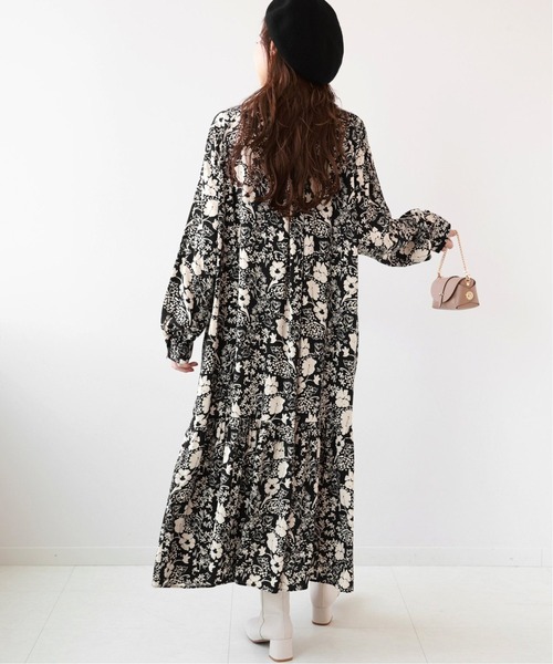 JOURNAL STANDARD relume（ジャーナルスタンダード　レリューム）の「《追加》レトロフラワープリントボウタイギャザーワンピース（ワンピース・レディース・ブラック/グリーン・FREE）」の10枚目の写真