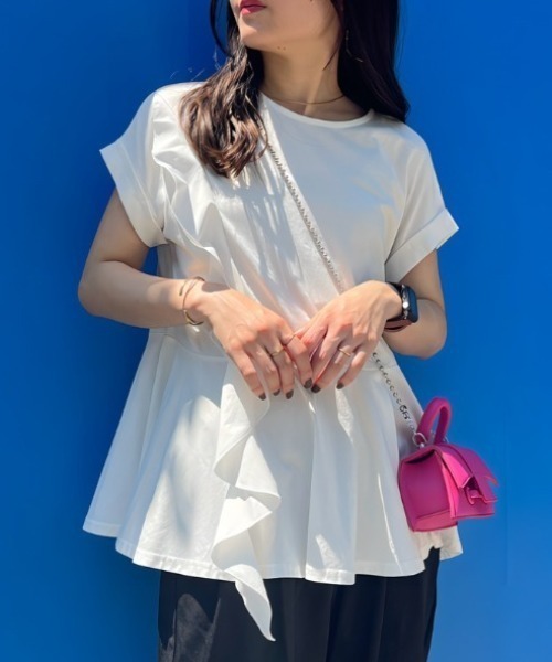 Shelly island(シェリーアイランド)の「フリルデザインペプラムカットソー(Tシャツ/カットソー・レディース・ブラック/ホワイト・M)」の12枚目の写真