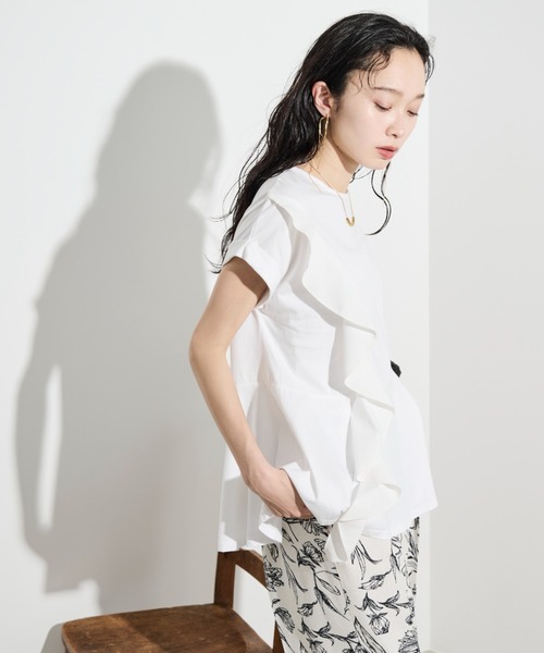 Shelly island(シェリーアイランド)の「フリルデザインペプラムカットソー(Tシャツ/カットソー・レディース・ブラック/ホワイト・M)」の6枚目の写真