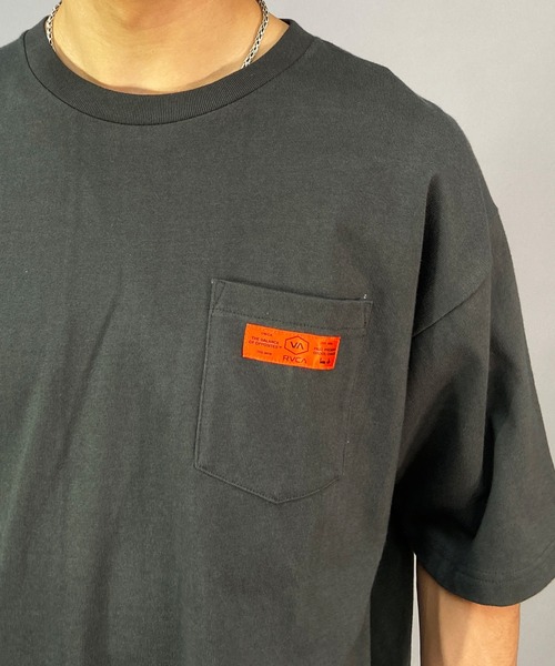 RVCA(ルーカ)の「RVCA/ルーカ CHAINMAIL POCKET SST Tシャツ/カットソー/半袖 リンクコーデ サーファー BD041-234(Tシャツ/カットソー・メンズ・グレー/ホワイト/スミクロ・M/L/XL)」の11枚目の写真