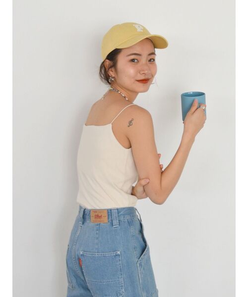 Ungrid(アングリッド)の「パット付きスクエアキャミソール(キャミソール・レディース・ブラック/ベージュ/アイボリー・FREE)」の10枚目の写真