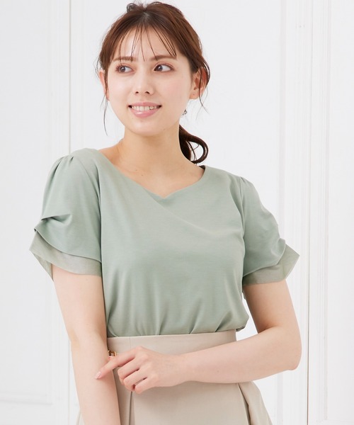 12Twelve Agenda(トゥエルブ アジェンダ)の「ハートネック異素材タックスリーブカットソープルオーバー(Tシャツ/カットソー・レディース・ネイビー/ミント/チャコールグレー/オフホワイト/カーキ/サックスブルー/ブラック/モカ・M)」の6枚目の写真