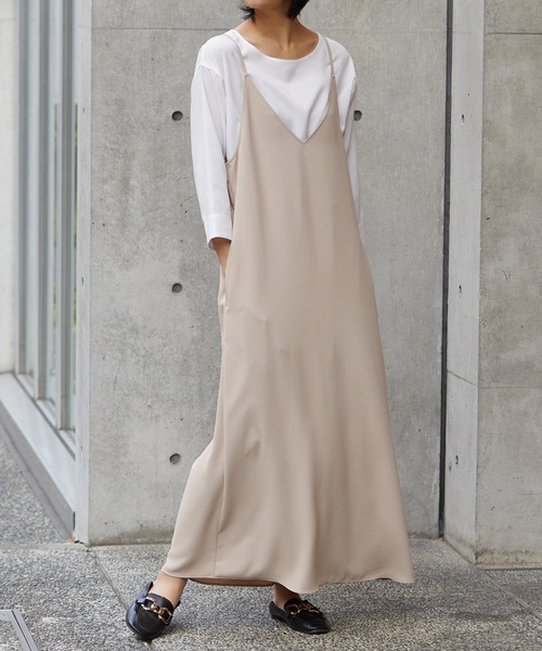 for/c(フォーシー)の「ジョーゼットキャミワンピース【サスティナブル】(ワンピース・レディース・ネイビー/ホワイト/ベージュ/ブラック/グレイッシュブルー・S/M/L/LL)」の9枚目の写真