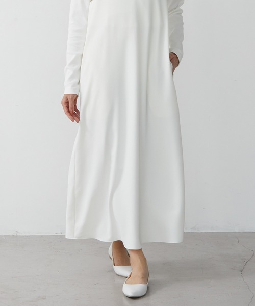 for/c(フォーシー)の「ジョーゼットキャミワンピース【サスティナブル】(ワンピース・レディース・ネイビー/ホワイト/ベージュ/ブラック/グレイッシュブルー・S/M/L/LL)」の16枚目の写真