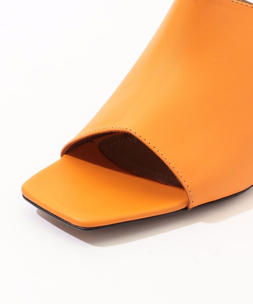 ATP ATELIER（エーティーピーアトリエ）の「ATP Malonno ヒール カバードサンダル（サンダル・レディース・オレンジ/ブラック・38/37/36）」の6枚目の写真
