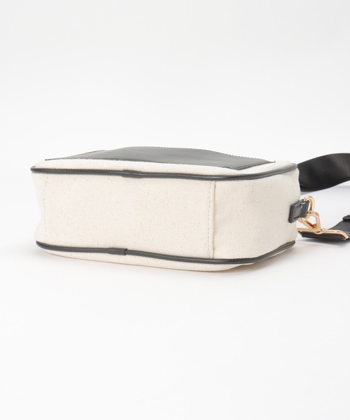 notch.（ノッチ）の「パトリシアショルダーバッグ（ショルダーバッグ・レディース・キャメル/ブラック・ONESIZE）」の20枚目の写真