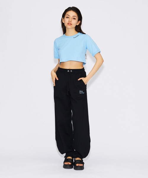 FOREVER 21(フォーエバー トゥエンティーワン)の「Wear No Filter パラシュートパンツ(スウェットパンツ・レディース・オレンジ/ブルー/ピンク/ブラック・SMALL/MEDIUM)」の13枚目の写真