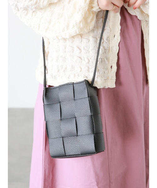 ehka sopo（エヘカソポ）の「メッシュミニショルダーバッグ（ショルダーバッグ・レディース・ブルー/ブラック/オフホワイト・ﾌﾘ-）」の11枚目の写真