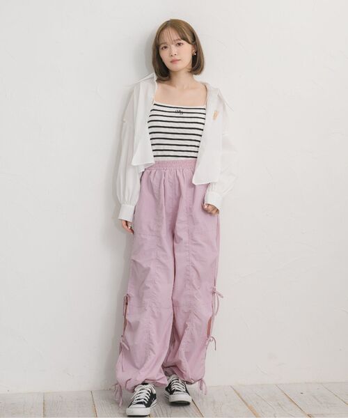 ems excite（エムズエキサイト）の「ブローチ付ショートSH（シャツ/ブラウス・レディース・ホワイト/グレー系その他・FREE）」の8枚目の写真