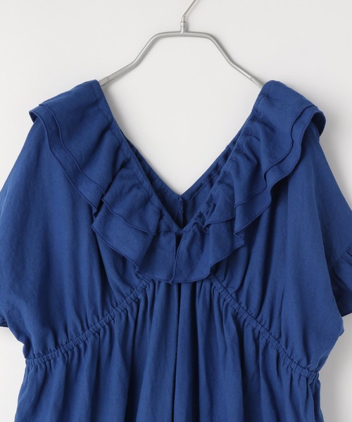 yuw（ユウ）の「Ｖネックフリルワンピースショートスリーブ　904883（ワンピース・レディース・ブラック/ブルー・FREE）」の6枚目の写真