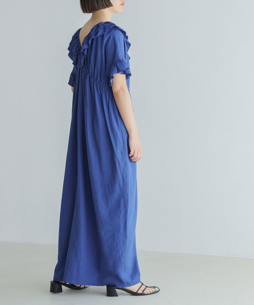 yuw（ユウ）の「Ｖネックフリルワンピースショートスリーブ　904883（ワンピース・レディース・ブラック/ブルー・FREE）」の21枚目の写真