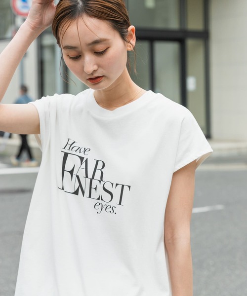 SENSE OF PLACE by URBAN RESEARCH(センスオブプレイスバイアーバンリサーチ)の「グラフィックフレンチスリーブトップ(Tシャツ/カットソー・レディース・その他1/その他2/その他3/その他4・ONE)」の1枚目の写真