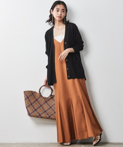 CHIC STYLE（シックスタイル）の「＜大きいサイズ＞ハイツイストレーヨン綿Vネックニットカーディガン シックスタイル（カーディガン/ボレロ・レディース・ブラック/モカ/グリーン・4L/5L/LL/3L/L）」の11枚目の写真