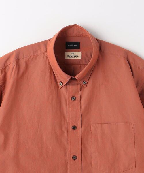 green label relaxing(グリーンレーベルリラクシング)の「ハーブファブリック ボタンダウンカラー シャツ(シャツ/ブラウス・メンズ・ダークグリーン/パープル/オレンジ・S/L/XL/M)」の17枚目の写真