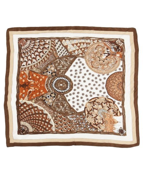 LEPSIM（レプシィム）の「大判柄スカーフ　906386（ストール/ショール・レディース・ブラウン/グリーン/ブルー・ONE SIZE）」の4枚目の写真