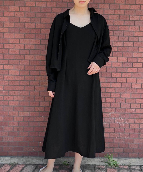 Auntie Rosa（アンティローザ）の「【Louis Beaute】2枚組 ショート丈シャツ ＋ デコルテオープンワンピース(セットアップ)（ワンピース・レディース・ブラック/ベージュ/モカ・FREE）」の4枚目の写真