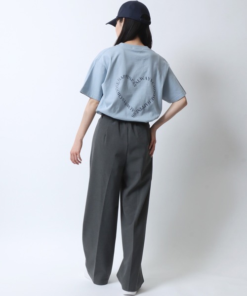 SITRY(シトリー)の「ハート ロゴ プリント Tシャツ/ heart logo print T-shirt(Tシャツ/カットソー・レディース・ブラック/チャコールグレー/ホワイト系その他/サックスブルー/オフホワイト/ネイビー・M/L)」の12枚目の写真