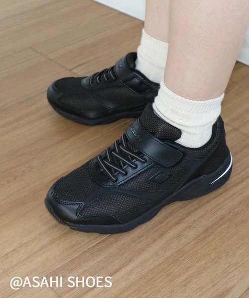ASAHI SHOES(アサヒシューズ)の「【終了】COUGAR スニーカー(クーガー J003WS)(スニーカー・キッズ・ホワイト×ネイビー/ブラック×ブラック/ホワイト×ホワイト/ホワイト系その他・23.5cm/25.5cm/21.5cm/22.0cm/24.0cm/20.0cm/26.0cm/24.5cm/22.5cm/23.0cm/25.0cm/21.0cm/19.0cm)」の4枚目の写真