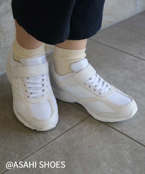 ASAHI SHOES(アサヒシューズ)の「【終了】COUGAR スニーカー(クーガー J003WS)(スニーカー・キッズ・ホワイト×ネイビー/ブラック×ブラック/ホワイト×ホワイト/ホワイト系その他・23.5cm/25.5cm/21.5cm/22.0cm/24.0cm/20.0cm/26.0cm/24.5cm/22.5cm/23.0cm/25.0cm/21.0cm/19.0cm)」の21枚目の写真