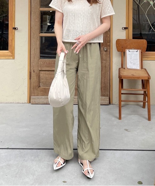 LE MORE（リモア）の「ナイロンワイドイージーパンツ（その他パンツ・レディース・ブラック/カーキ/ベージュ・FREE）」の4枚目の写真