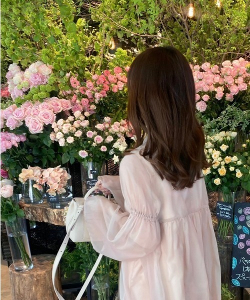 Ogue.（オグ）の「[ Ogue. ］sheer dress OP（シアードレスワンピース）（ワンピース・レディース・スモークピンク/ブラック・FREE）」の4枚目の写真