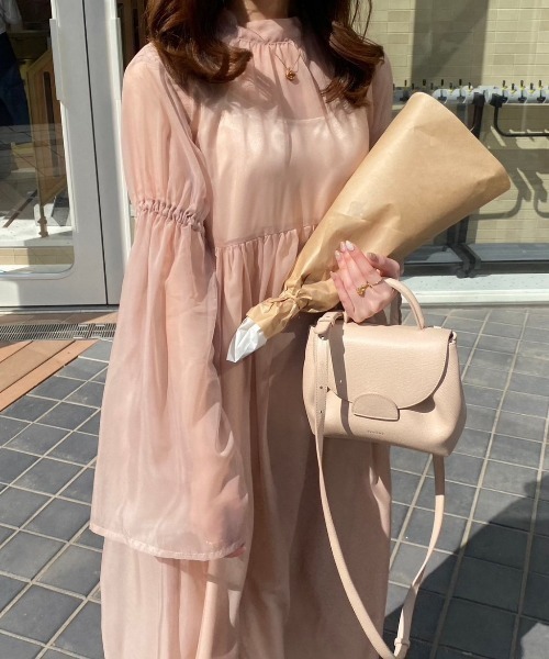 Ogue.（オグ）の「[ Ogue. ］sheer dress OP（シアードレスワンピース）（ワンピース・レディース・スモークピンク/ブラック・FREE）」の10枚目の写真
