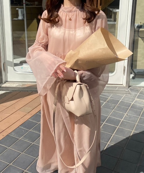 Ogue.（オグ）の「[ Ogue. ］sheer dress OP（シアードレスワンピース）（ワンピース・レディース・スモークピンク/ブラック・FREE）」の11枚目の写真
