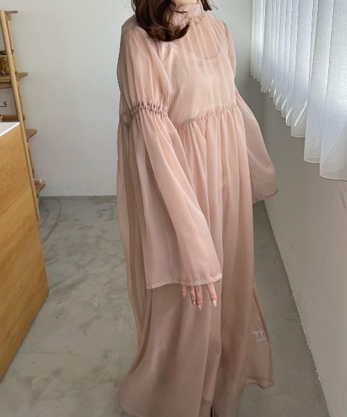 Ogue.（オグ）の「[ Ogue. ］sheer dress OP（シアードレスワンピース）（ワンピース・レディース・スモークピンク/ブラック・FREE）」の20枚目の写真