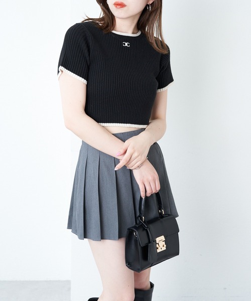 Chico（チコ）の「クラシックミニスクエアバッグ（ショルダーバッグ・レディース・アイボリー/ブラック/グレイッシュベージュ/ブルー・FREE）」の15枚目の写真