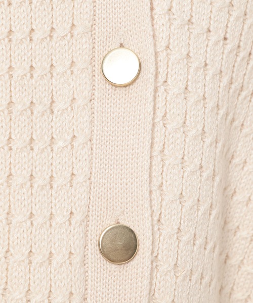 mysty woman（ミスティウーマン）の「ミニケーブルメタルボタンカーデ972191（カーディガン/ボレロ・レディース・ブラック/オフホワイト/グリーン/モカ・FREE）」の18枚目の写真