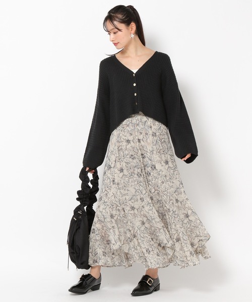 mysty woman（ミスティウーマン）の「ミニケーブルメタルボタンカーデ972191（カーディガン/ボレロ・レディース・ブラック/オフホワイト/グリーン/モカ・FREE）」の6枚目の写真