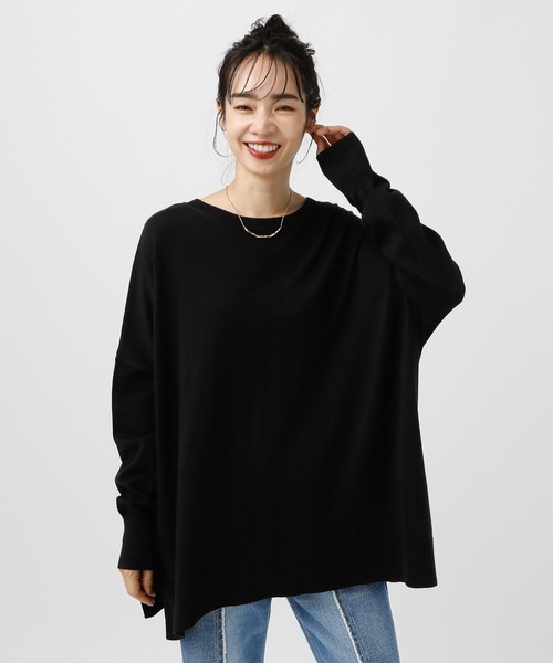 BAYFLOW(ベイフロー)の「ニットポンチョプルオーバー(ニット/セーター・レディース・ライトブルー/ブラック/グレイッシュベージュ/ピンク・FREE)」の2枚目の写真