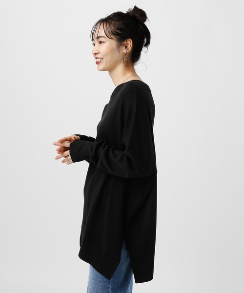 BAYFLOW(ベイフロー)の「ニットポンチョプルオーバー(ニット/セーター・レディース・ライトブルー/ブラック/グレイッシュベージュ/ピンク・FREE)」の12枚目の写真
