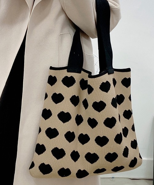 Chick（チック）の「ハートニットトートバッグ（トートバッグ・レディース・ブラウン・FREE）」の6枚目の写真