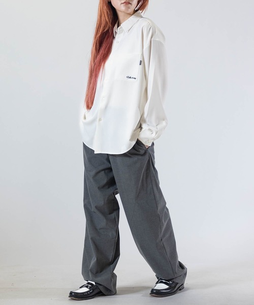 Naive magic（ナイーブマジック）の「【a】ナチュラルストレッチポリエステル フラワーエンブロイダリー バルーンスリーブ スリットシャツ 長袖（シャツ/ブラウス・メンズ・ホワイト/ブルー/ダークグレー/グレイッシュベージュ/ブラック/モカ・LARGE/MEDIUM/X-LARGE）」の13枚目の写真