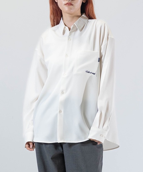 Naive magic（ナイーブマジック）の「【a】ナチュラルストレッチポリエステル フラワーエンブロイダリー バルーンスリーブ スリットシャツ 長袖（シャツ/ブラウス・メンズ・ホワイト/ブルー/ダークグレー/グレイッシュベージュ/ブラック/モカ・LARGE/MEDIUM/X-LARGE）」の7枚目の写真