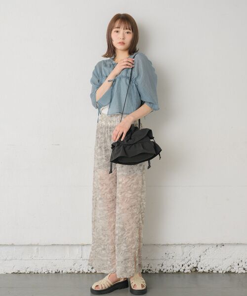 RETRO GIRL（レトロガール）の「フリル巾着ショルダーバッグ（ショルダーバッグ・レディース・ブラック/ナチュラル/ライトグレー・ONE SIZE）」の17枚目の写真