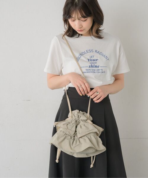 RETRO GIRL（レトロガール）の「フリル巾着ショルダーバッグ（ショルダーバッグ・レディース・ブラック/ナチュラル/ライトグレー・ONE SIZE）」の18枚目の写真