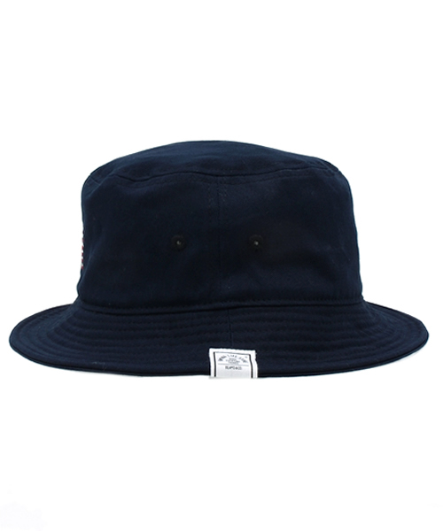 B:MING by BEAMS(ビーミングバイビームス)の「ビーミング by ビームス / NY Bucket HAT(ハット・メンズ・ホワイト/ネイビー・ONE SIZE)」の4枚目の写真