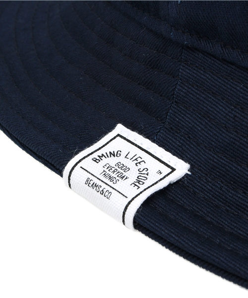B:MING by BEAMS(ビーミングバイビームス)の「ビーミング by ビームス / NY Bucket HAT(ハット・メンズ・ホワイト/ネイビー・ONE SIZE)」の6枚目の写真
