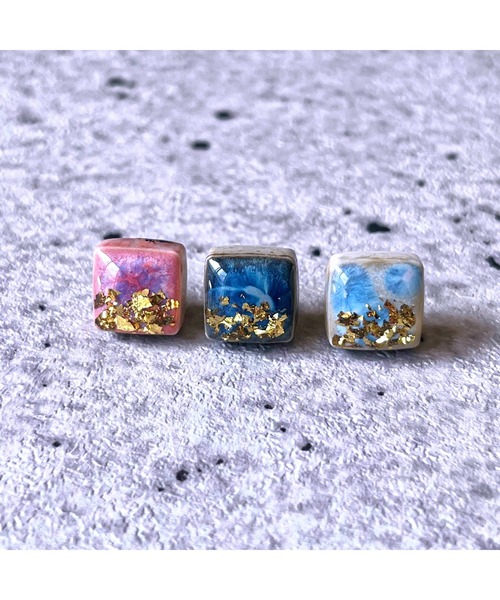 tone(トーン)の「【Willija】金属アレルギー対応《3Taily leaf》美濃焼タイルピアス(MA)(ピアス(両耳用)・レディース・シルバー/ゴールド・FREE)」の4枚目の写真
