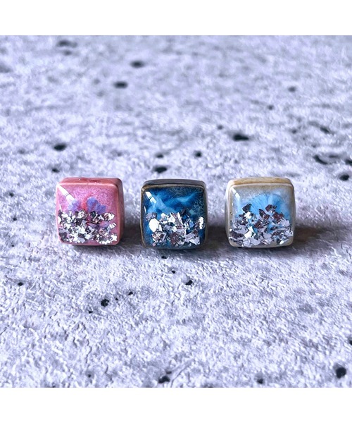 tone(トーン)の「【Willija】金属アレルギー対応《3Taily leaf》美濃焼タイルピアス(MA)(ピアス(両耳用)・レディース・シルバー/ゴールド・FREE)」の5枚目の写真