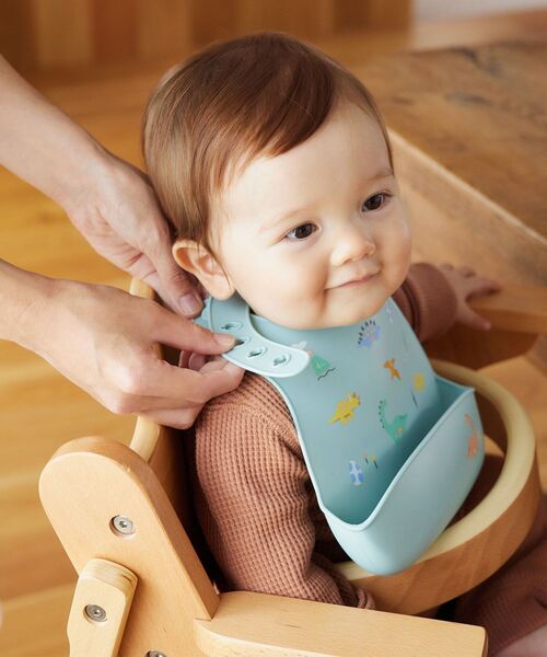 I.D.E.A international（イデアインターナショナル）の「D by DADWAY シリコーンビブ（スタイ/よだれかけ・レディース・ピンク/ホワイト/ブルー/その他・ﾌﾘ-）」の8枚目の写真