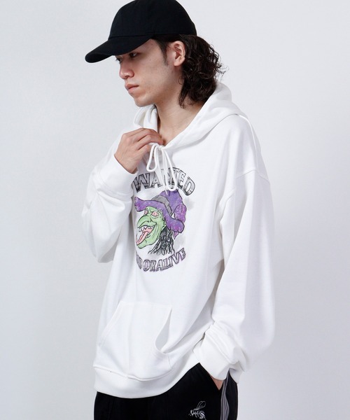 MODISH GAZE（モディシュガゼ）の「MODISH GAZE ビンテージ加工プリント ルーズパーカー（パーカー・レディース・ブラック/ホワイト・M/L/S）」の5枚目の写真