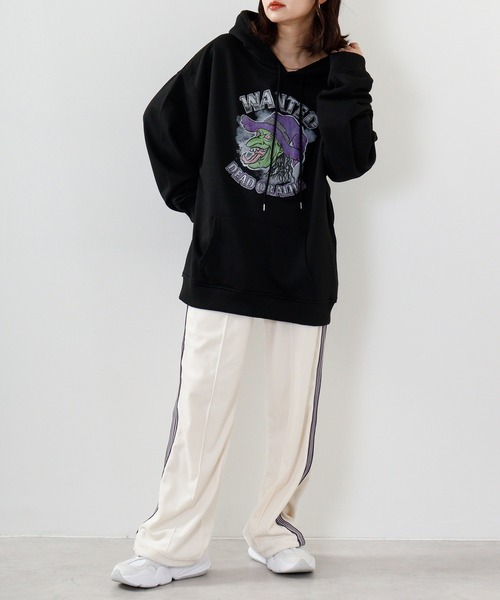 MODISH GAZE（モディシュガゼ）の「MODISH GAZE ビンテージ加工プリント ルーズパーカー（パーカー・レディース・ブラック/ホワイト・M/L/S）」の16枚目の写真