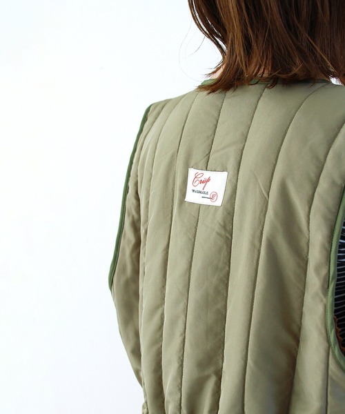 Crisp（クリスプ）の「ミリタリーキルティングベスト（ベスト・レディース・オリーブ/ベージュ・FREE）」の12枚目の写真