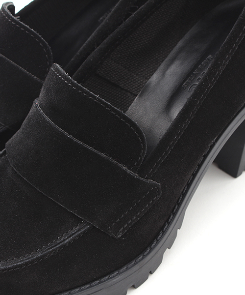 STILMODA（スティルモーダ）の「【Stilmoda】 ヒールスエードローファー（パンプス・レディース・グレー/ブラック・37/36/38）」の4枚目の写真