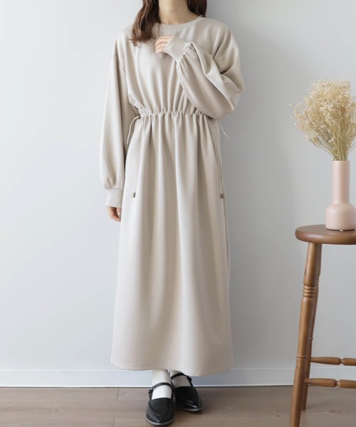 mil(ミル)の「【150㎝前後の小柄さんサイズ】ドロストスウェットワンピース【2WAY】(ワンピース・レディース・ライトベージュ/アッシュグレー/タン・S/XS)」の3枚目の写真