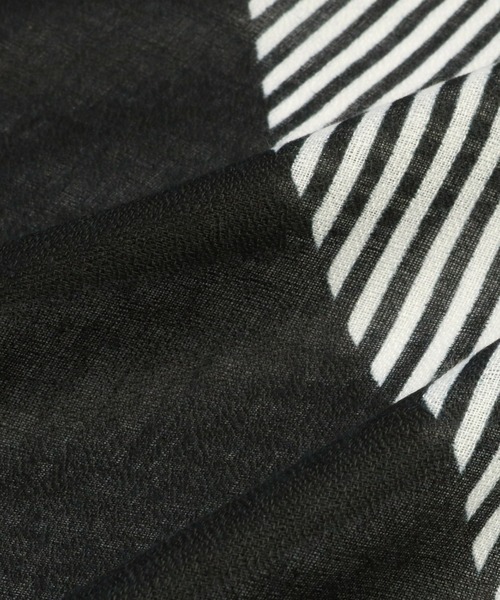 TOKYO SHIRTS（トウキョウシャツ）の「幾何柄　ストール（ストール/ショール・レディース・ベージュ/イエロー・FREE）」の4枚目の写真